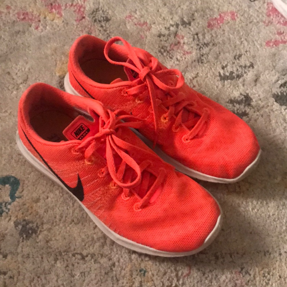 Nike Fury size 7
